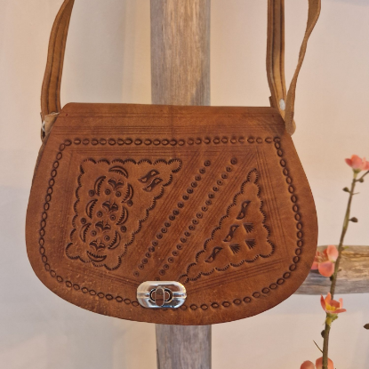 Afbeeldingen van Boho Tas leer camel