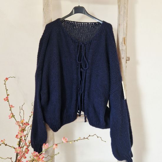 Afbeeldingen van Zacht vest met striksluiting Marine blauw