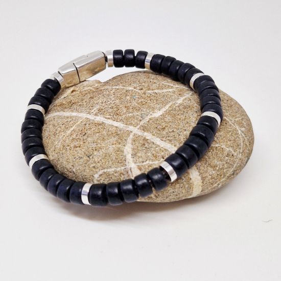 Afbeeldingen van Erik zwart keramiek kralen