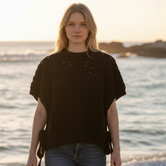 Afbeeldingen van Trui/ poncho met striksluiting en korte mouwen - zwart