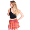 Afbeeldingen van Damesshorts met oranje print